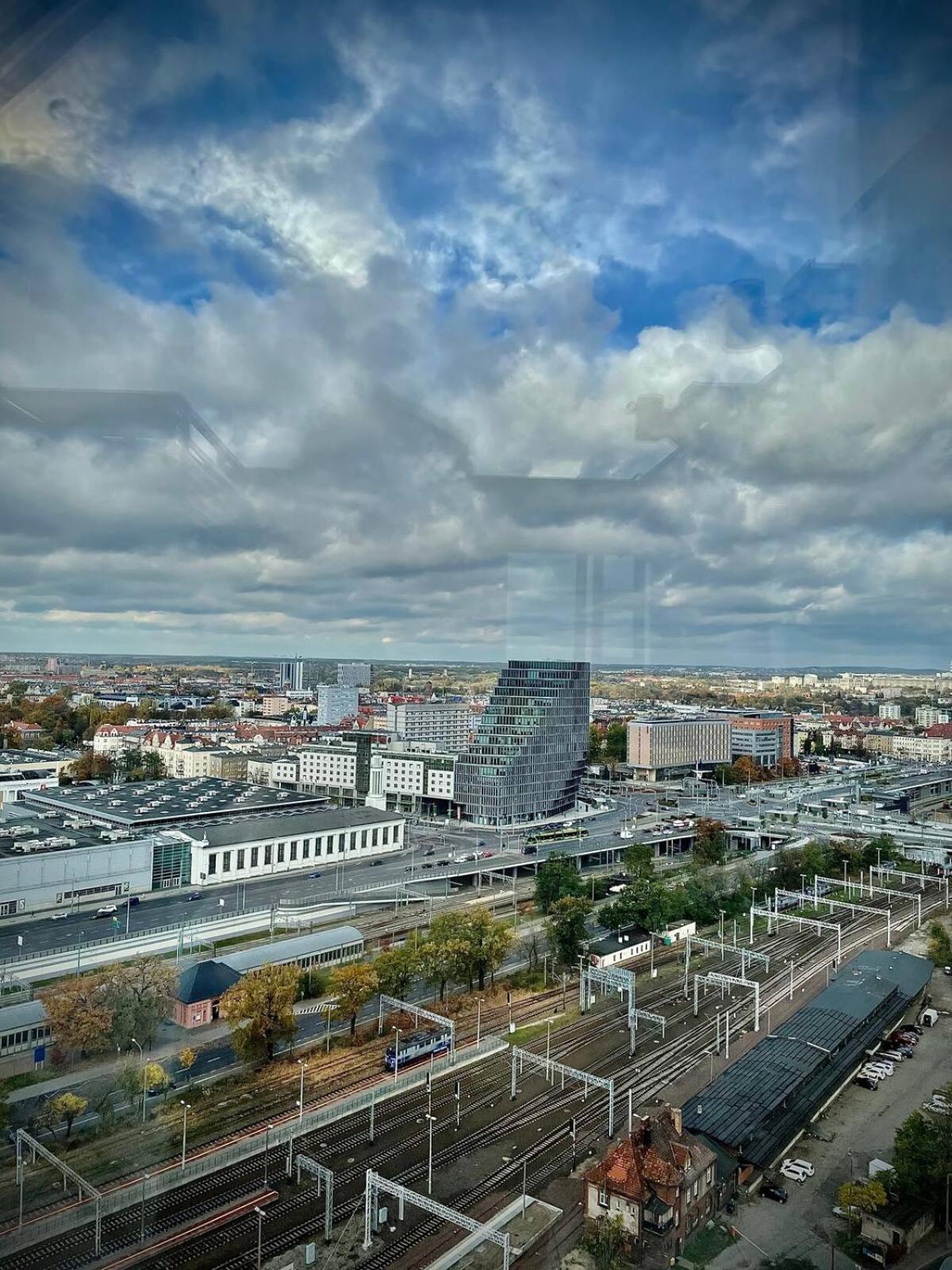 Oddech Miasta Apartamento Poznań Exterior foto
